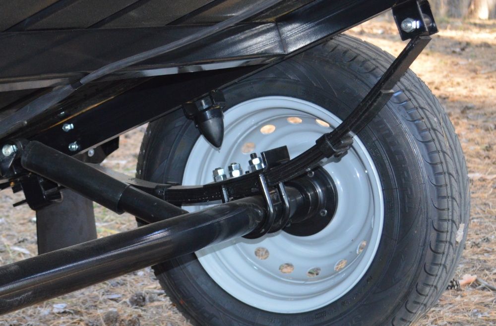 Одноосний Прицеп в наявності оцинкований борт 2200мм. Авто причеп