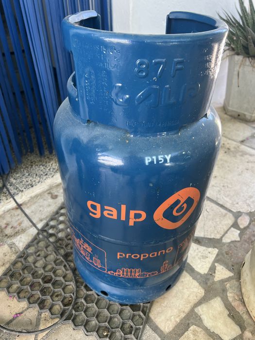 Bilha de gaz vazia