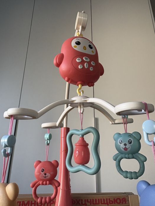 Мобіль іграшковий