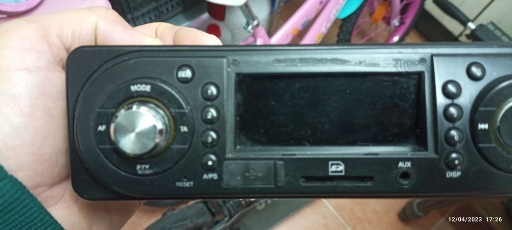 Auto radio básico