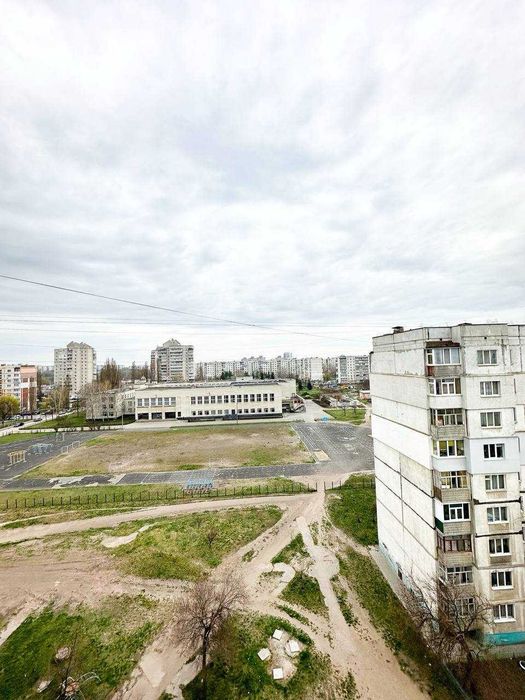 ТЕРМІНОВИЙ продаж 2-кімнатної вул. ЗСУ (р-н 17 школи) єВідновлення-так