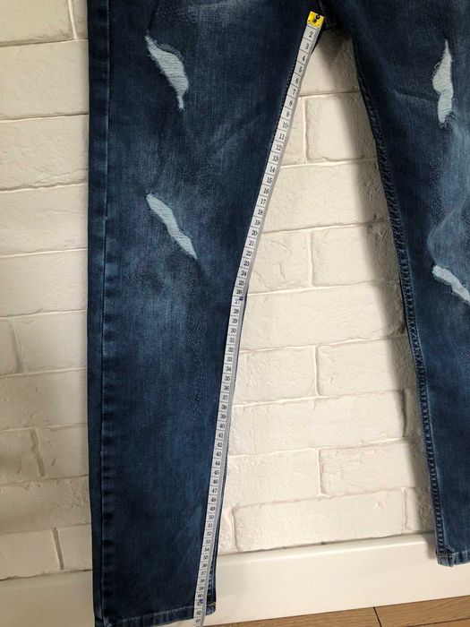 Dziewczęce jeansy rozmiar 146