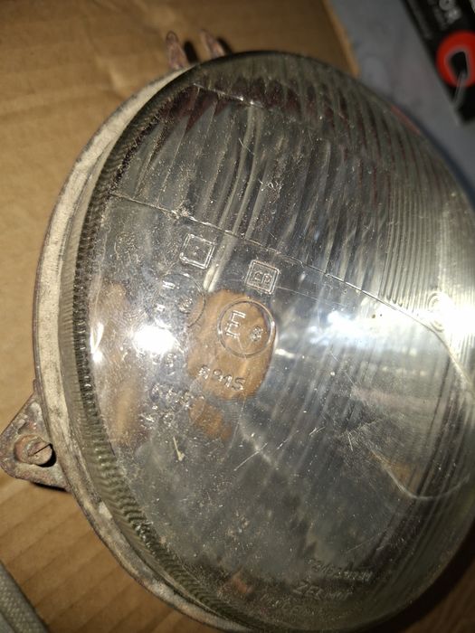 Lampa przod zelmot szklo odblysnik żuk fso