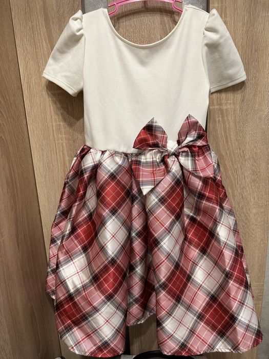 Нарядное платье для девочки