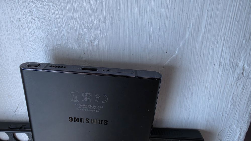 Смартфон Samsung s22 128gb