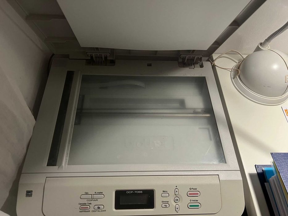 Impressora multifunções Brother DCP 7055