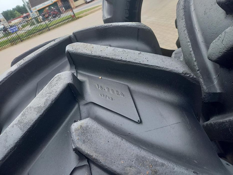 2x Opona używana przemysłowa 16.9-24 16.9R24 MICHELIN 1400zł(szt.) W5075