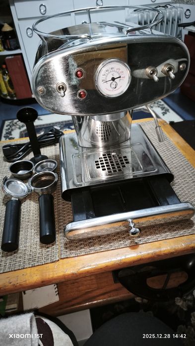 Máquina de café expresso italiana X1
