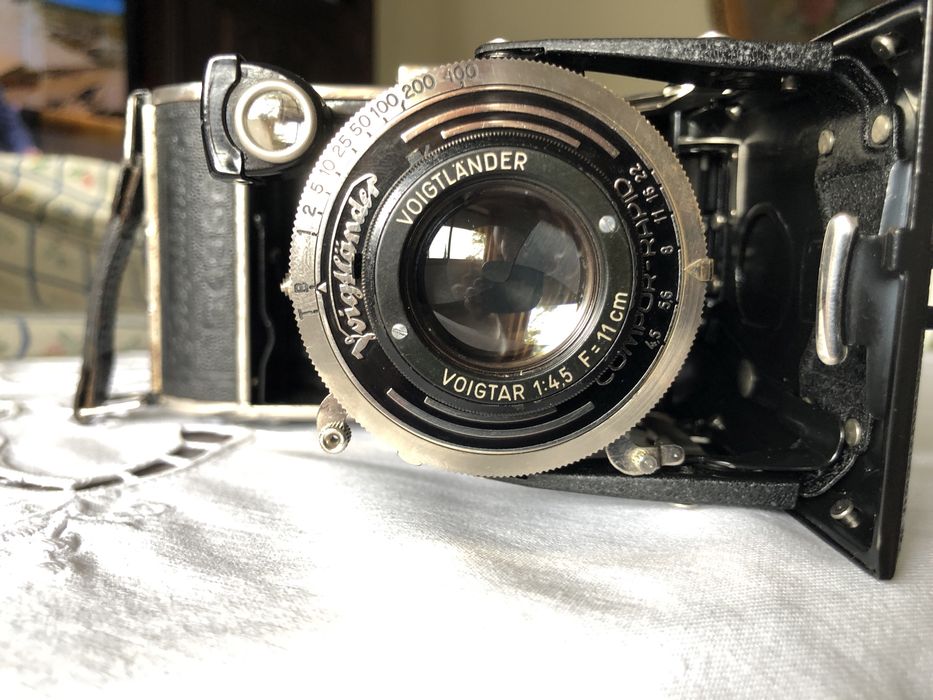Vendo Voigtlander Bessa 6x9 ( com CLA feito )