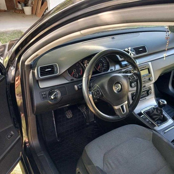 Volkswagen Passat 2011 VIN WVWZZZ3CZCE056131 фото оголошення 12 з 19
