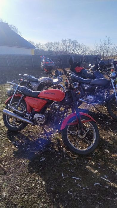 Продам мотоцикл мустанг