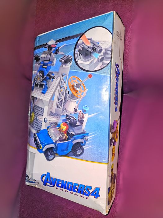 NOWY! Zestaw klocków Avengers