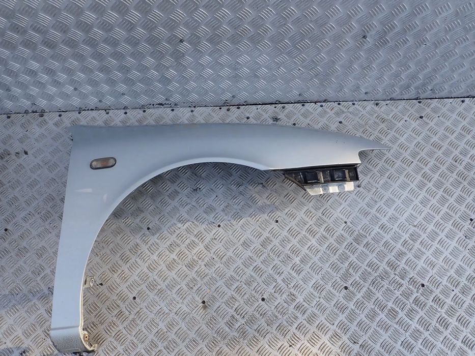 BŁOTNIK PRAWY PRZÓD SEAT LEON I TOLEDO II LB7Z