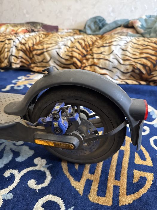 Продаю Єлектросамокат Хiaomі Mi Electric Scooter 3 Black