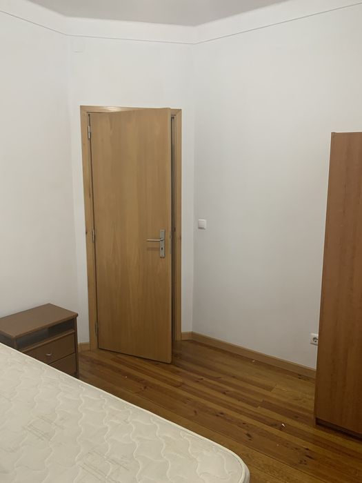 Quarto na Encarnação perto Metro