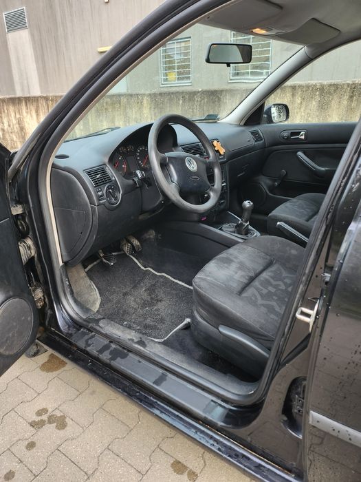 Vw Golf 1.9TDi Klimatyzacja Mrozi, 2 Wł, Hak Do Przyczepki