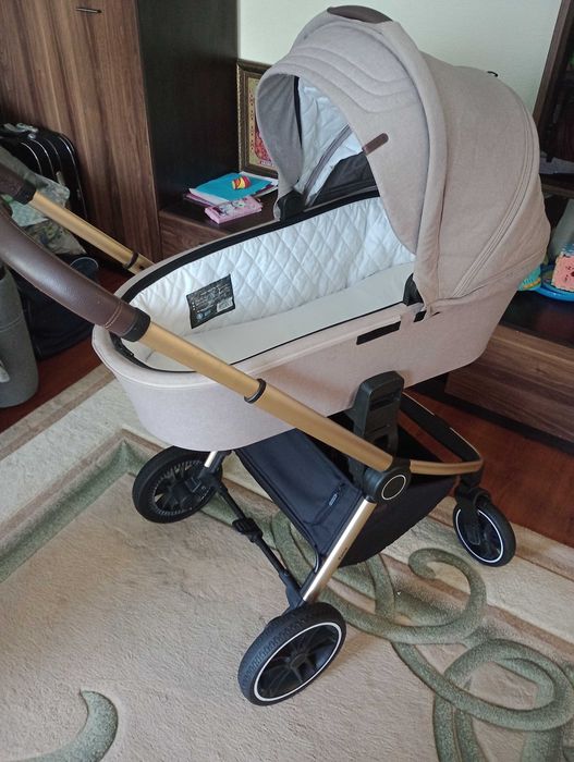 Коляска 3 в 1  Carrello Epica Almond