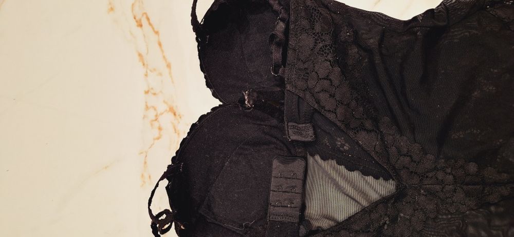 Esotiq czarne koronkowe body S 75B