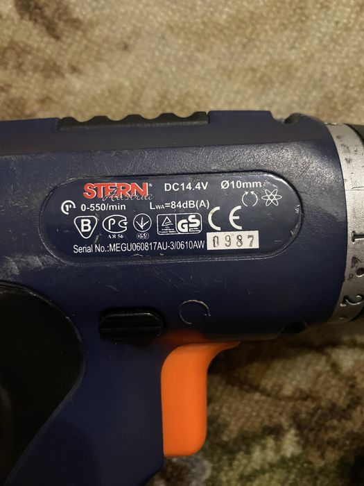 Шуруповерт STERN CD03-144B (без зарядного устройства