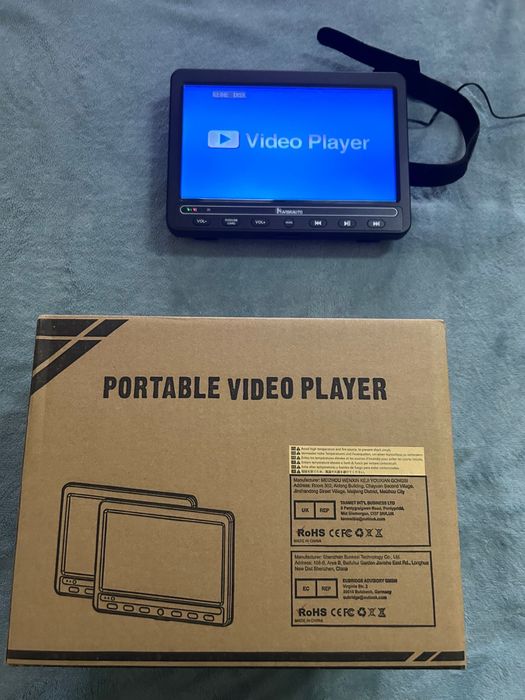 Przenośny odtwarzacz DVD z ekranem + akcesoria