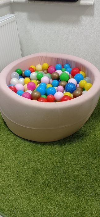 Сухий басейн, збільшена кількість м'ячиків