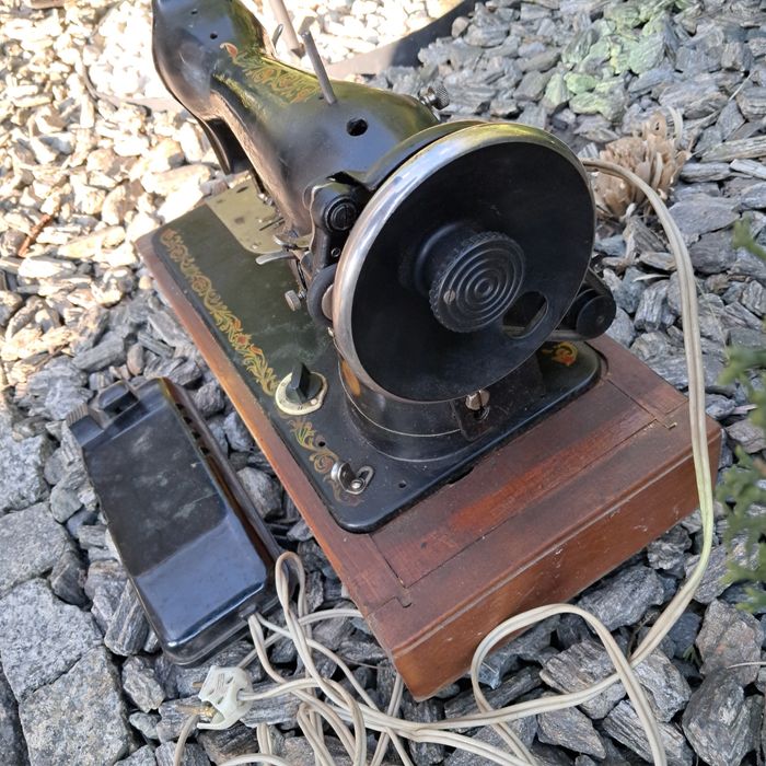 Maszyna do szycia 1960 Antyk PRL