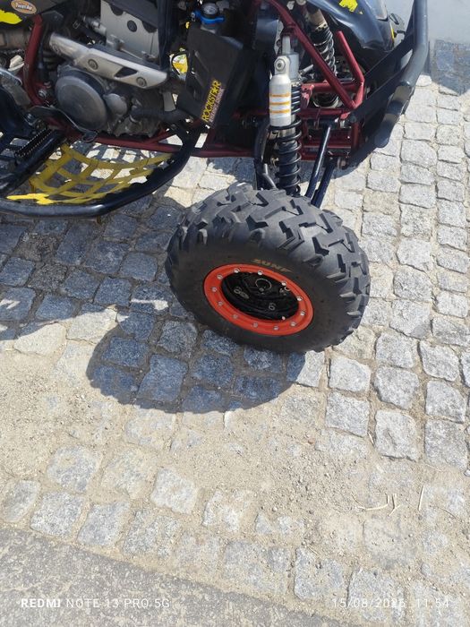 Moto 4 LTZ 400 mota