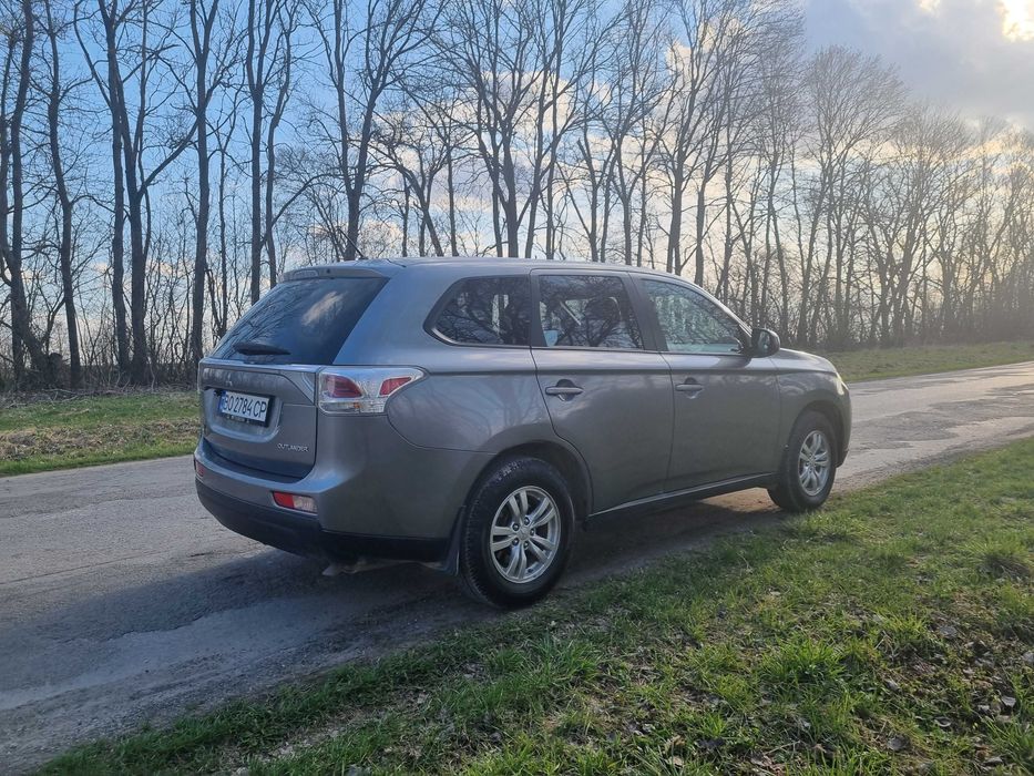 Mitsubishi Outlander 3 2014