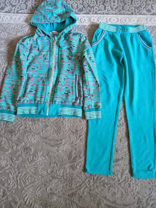 Спортивний костюм