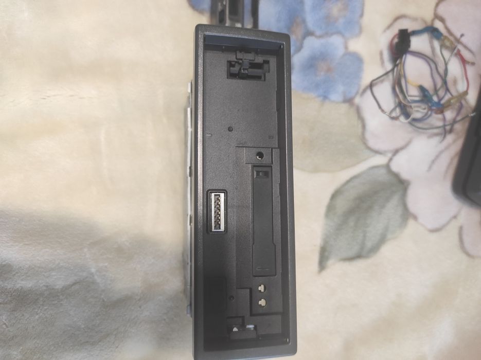 Автомагнитола  Kenwood