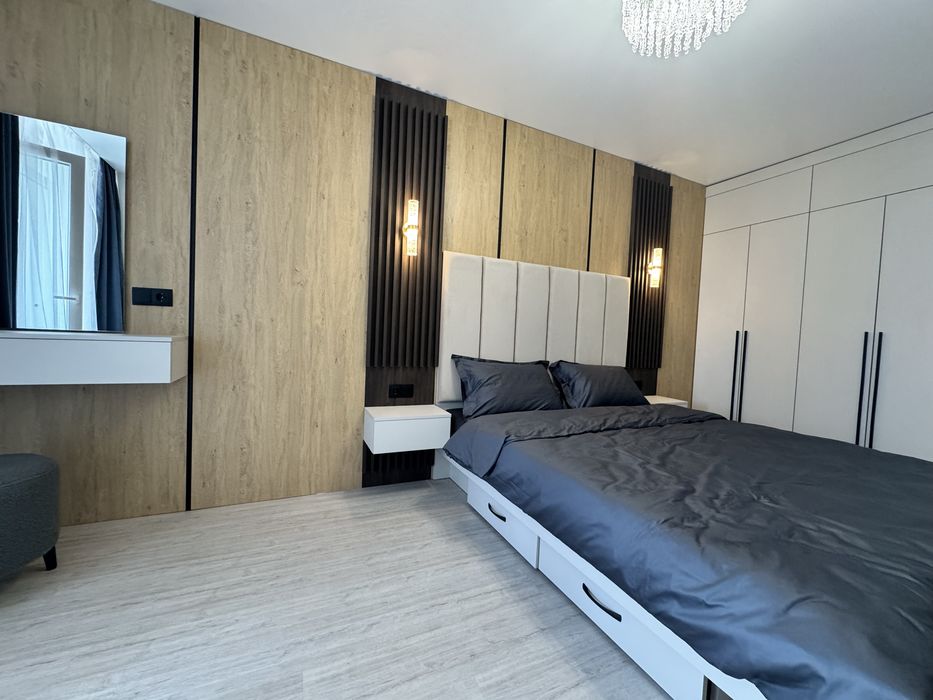 Продаж 3-к квартири по прсп. Злуки