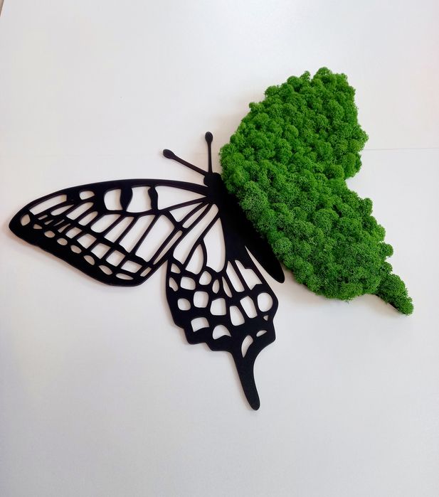 Obraz na ściane. Motyl z mchu chrobotka. Prezent. Dekoracje wnętrz