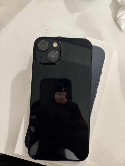 Iphone 13 w bardzo dobrym stanie