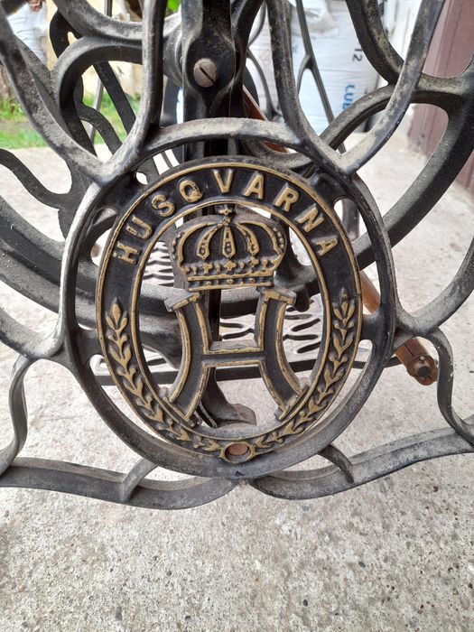 Maszyna do szycia Husqvarna nie SINGER