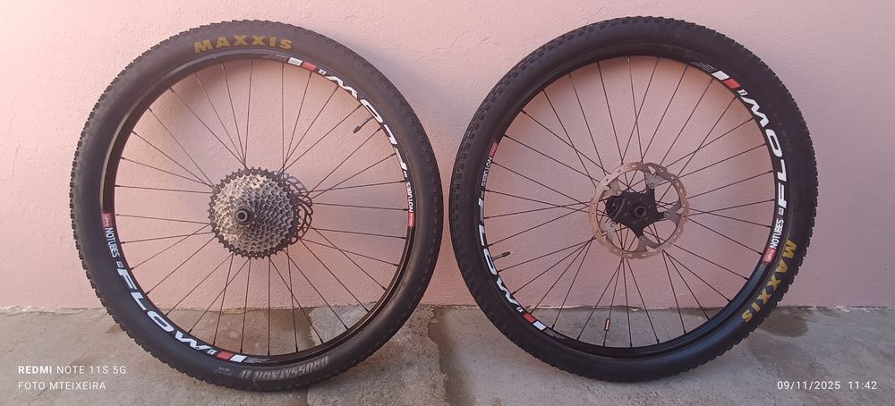 Rodas Notubes ZTR + DT Suiss 27.5 (2-BTT+2-Estrada)
