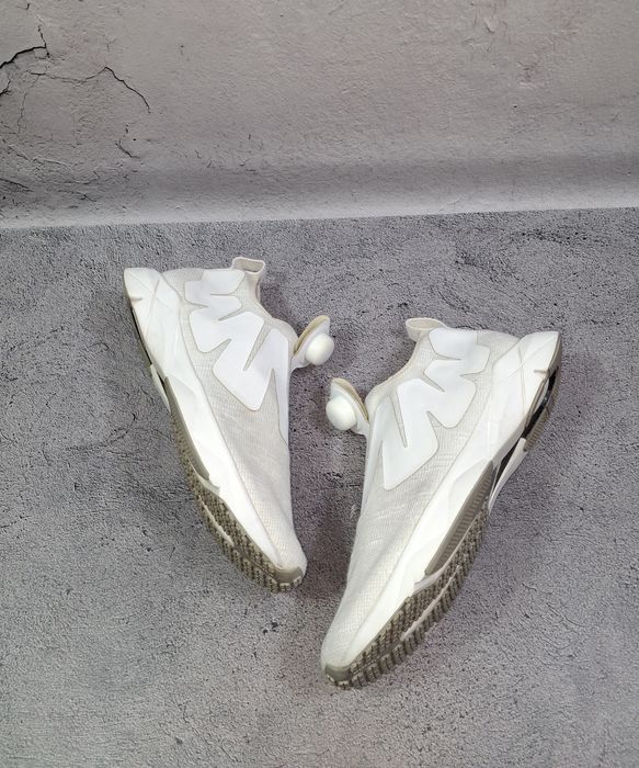 Кроссовки Reebok Pump Supreme беговые спортивные женские Insta Runner