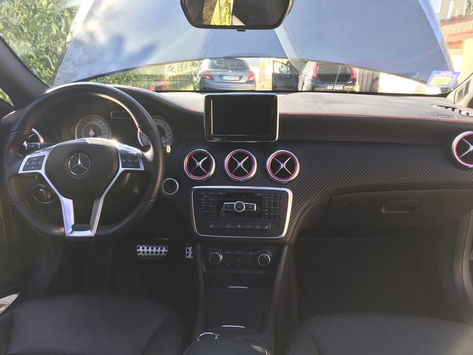 Mercedes A220 AMG