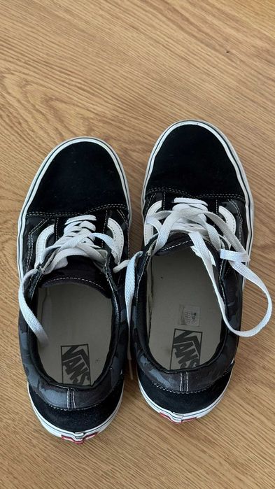 Ténis Vans Old Skool (Tam. 43 / 10 US)