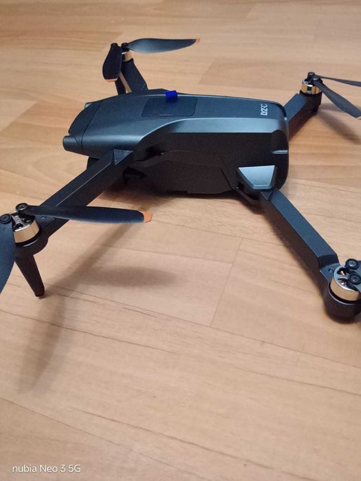Продам дрон LYZRC L600 Pro 2 max у гарному стані.