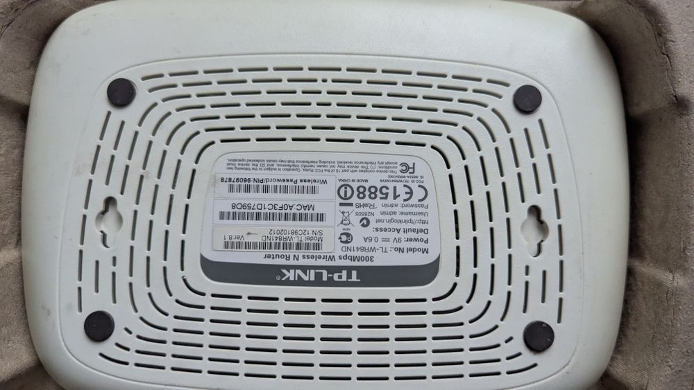 TP-LINK router wireless 300 Mbps