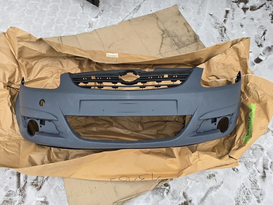 Nowy zderzak przedni przód Opel Corsa D