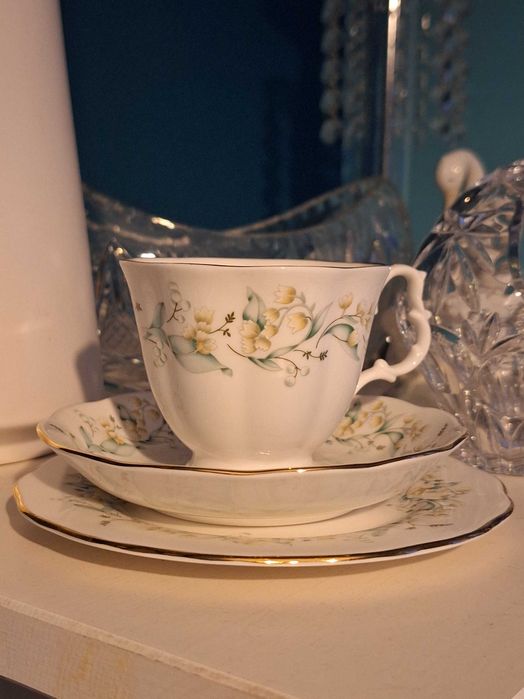 Zestaw śniadaniowy Royal Kent trio porcelanowe Anglia