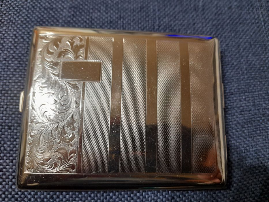 Stara papierośnica pozłacana sprawna Poznań Ławica