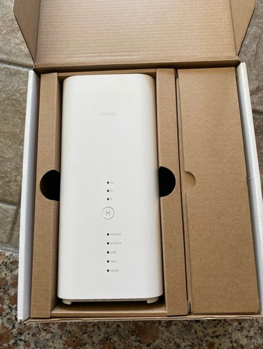 Router Pro HUAWEI 4G+ | compatível c/ DIGI, UZO, WOO e Amigo