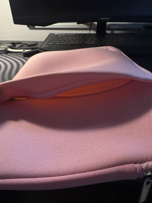 Etui / torba na laptopa z kieszonką - różowa, stan bdb