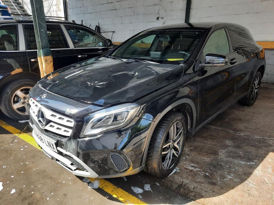 Banco Frente Direito Mercedes-Benz Clase