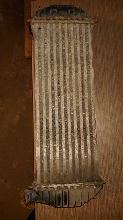 Sprzedam intercooler Renault kangoo 2 1,5 dci.