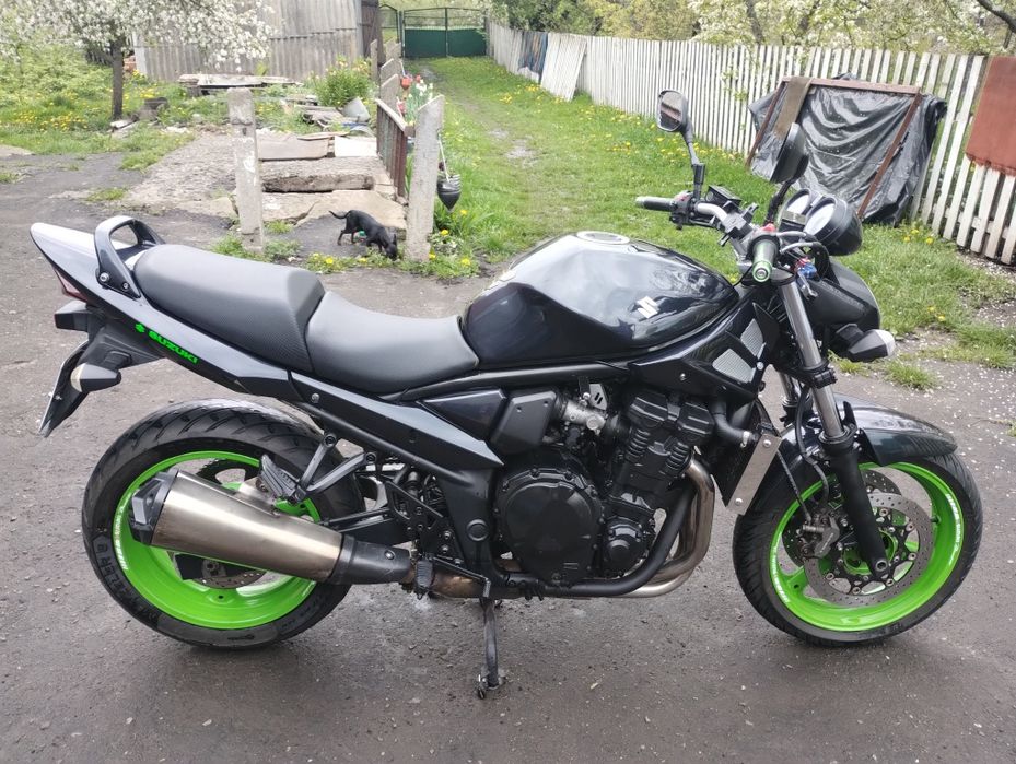 Мотоцикл Сузукі Бандіт