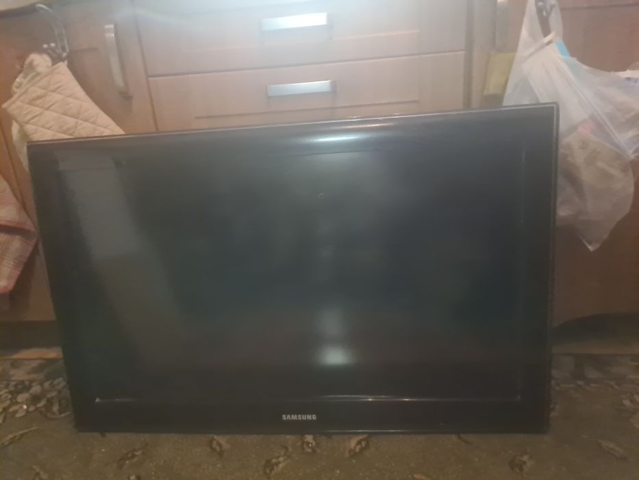 uszkodzony tv samsung 37cali