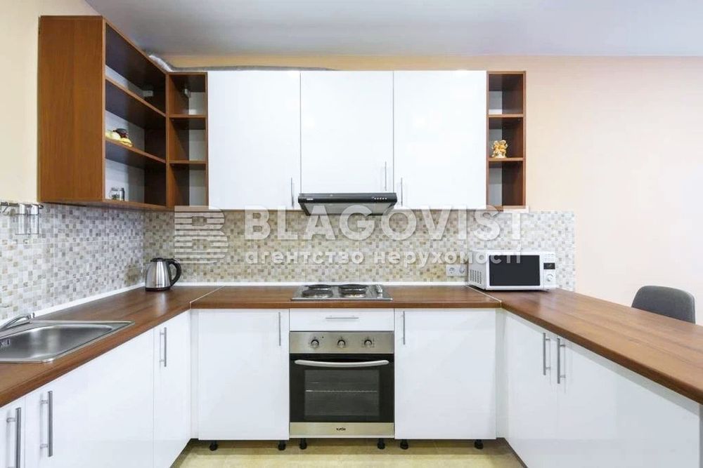 Продам 1-кімнатну квартиру Київ Максимовича ЖК Нова Англія